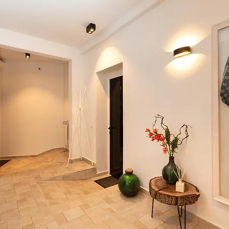 Apartment Metropole Royal *