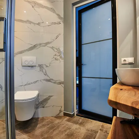 Metropole Royal * בוקרשט