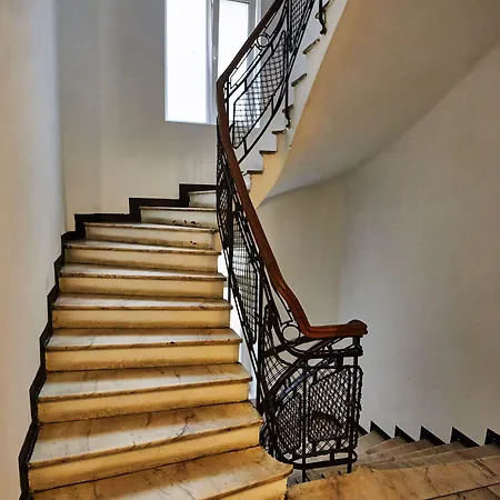 Metropole Royal Apartment