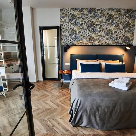 Appartement Metropole Royal *