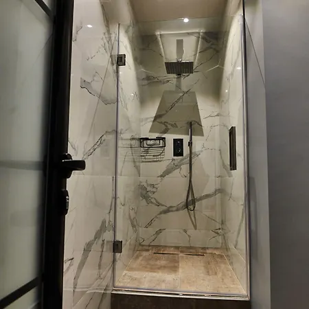 Metropole Royal Apartamento *